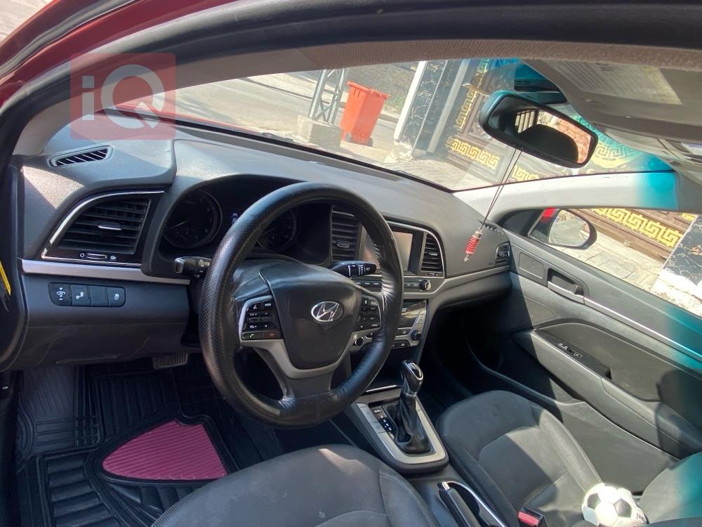 هیوندای ئەلەنترا